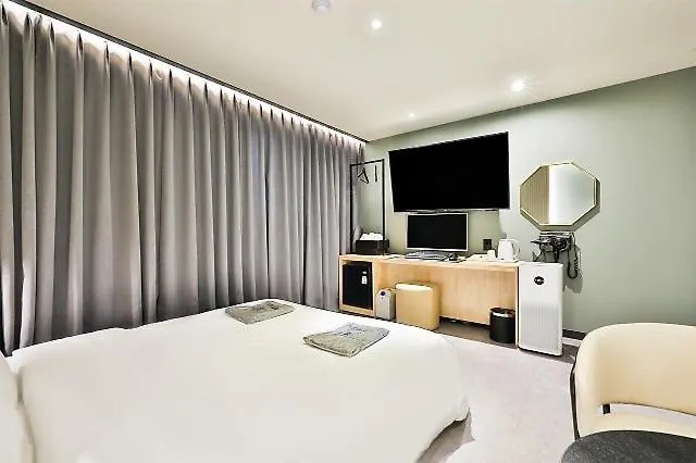 Incheon Seo-Gu Day&Night 모텔