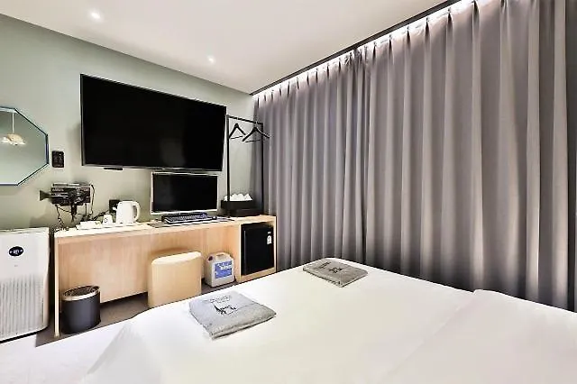 Incheon Seo-Gu Day&Night 모텔